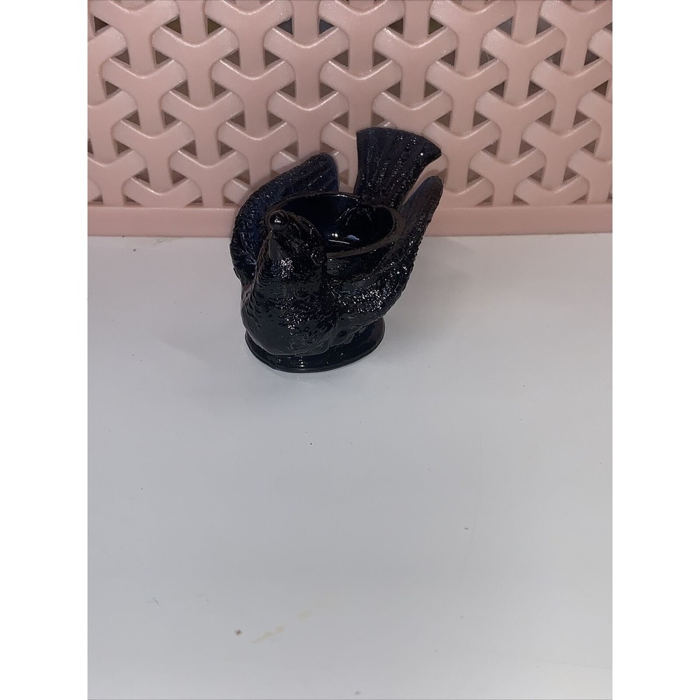DEGENHART GLASS SMALL NAVY BLUE BIRD OPEN SALT CELLAR D IN HEART